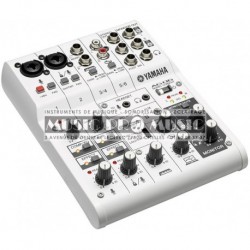 Yamaha AG06 - Table de mixage pour podcast et gamer 2 entrées XLR USB