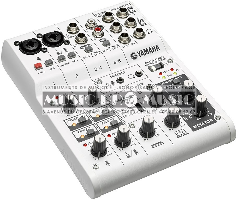 Yamaha AG06 - Table de mixage pour podcast et gamer 2 entrées XLR USB