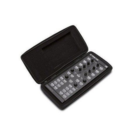 UDG U 8410 BL - UDG Creator NI Traktor Kontrol F1/X1/Z1 Hardcase Black MK2