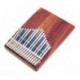 AMI Hugh Tracey KCT017 - Kalimba Treble Celeste 17 Notes sur Table