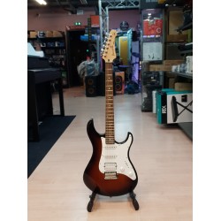 Guitare électrique Yamaha Pacifica 112j sunburst type stratocaster HSS